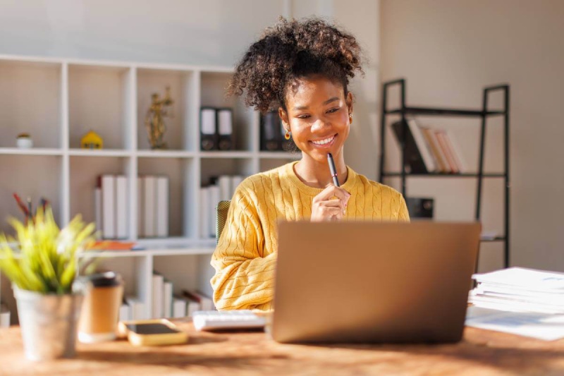 How to Use AI For Business Growth: 10 Prompts for Plymouth Small Business Owners